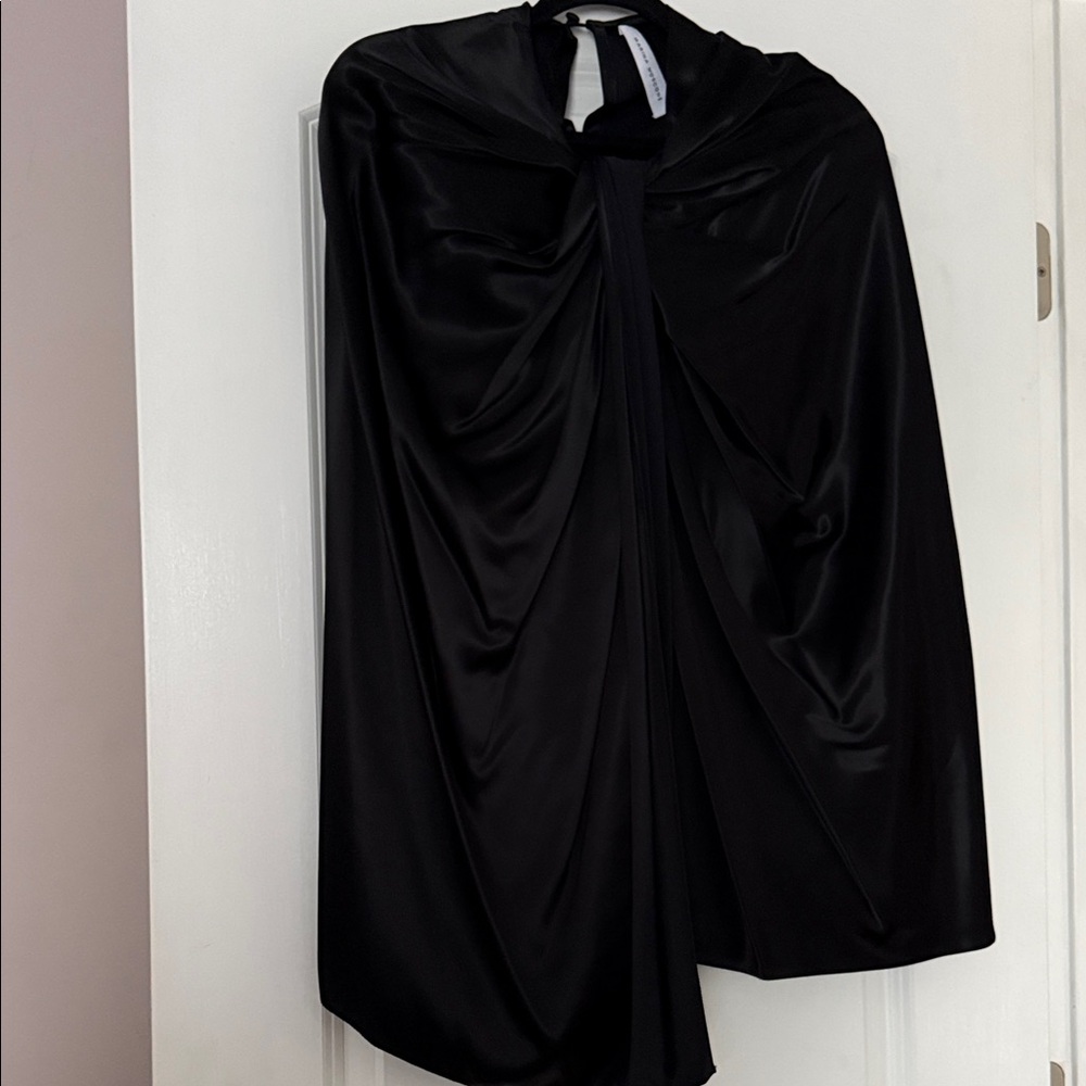 Marina Moscone Capelet